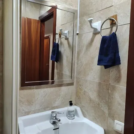 Homestay 35-3- Комната В Квартире Для Семьи От 1 До 4 Человек В Центре Аликанте Alicante