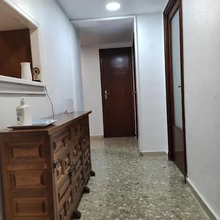Homestay 35-3- Комната В Квартире Для Семьи От 1 До 4 Человек В Центре Аликанте Alicante