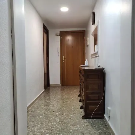 Pansiyon 35-3- Комната В Квартире Для Семьи От 1 До 4 Человек В Центре Аликанте